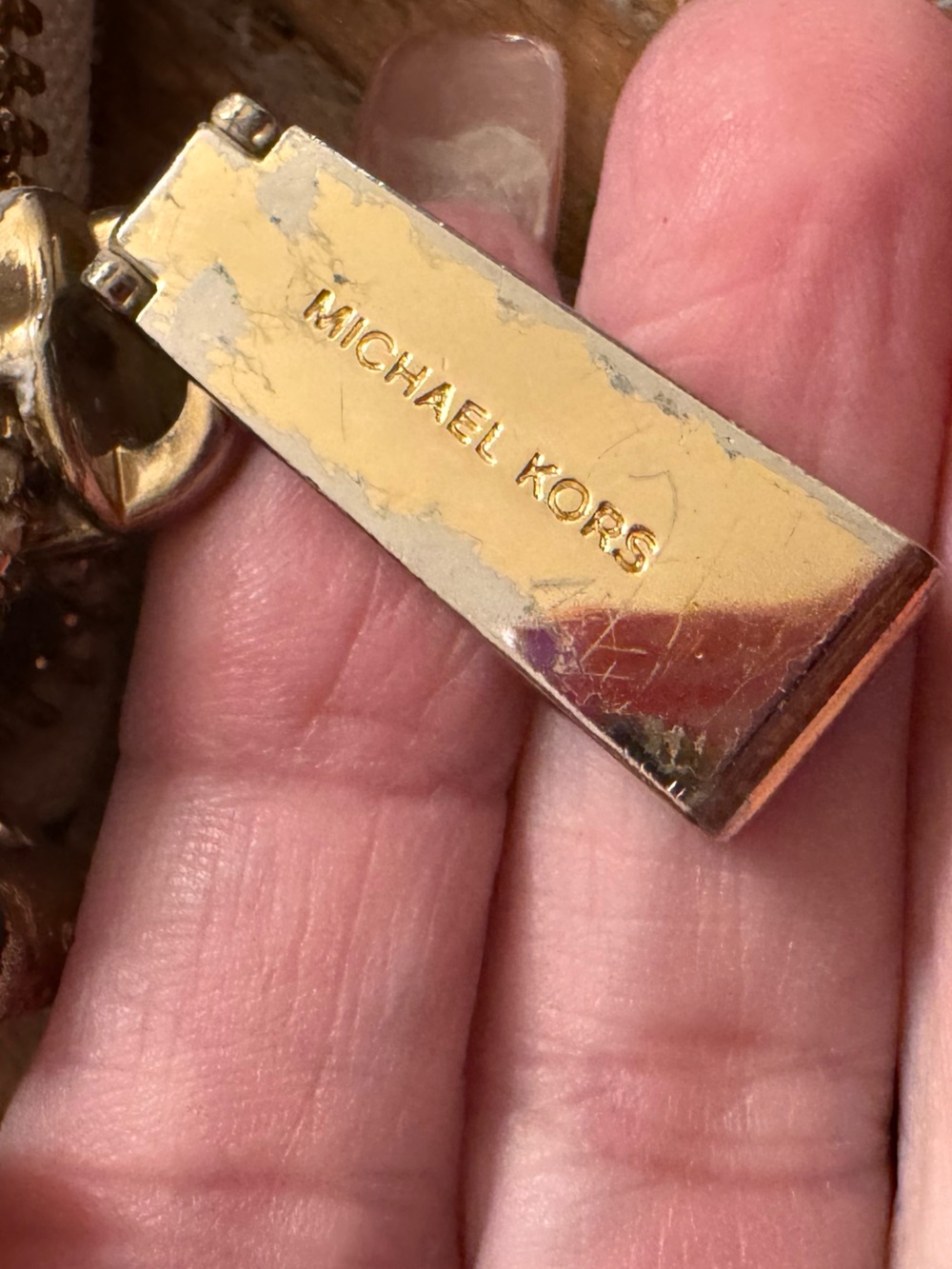 Michael Kors Logo Tote with Matching Wallet - Picture 5 of 16